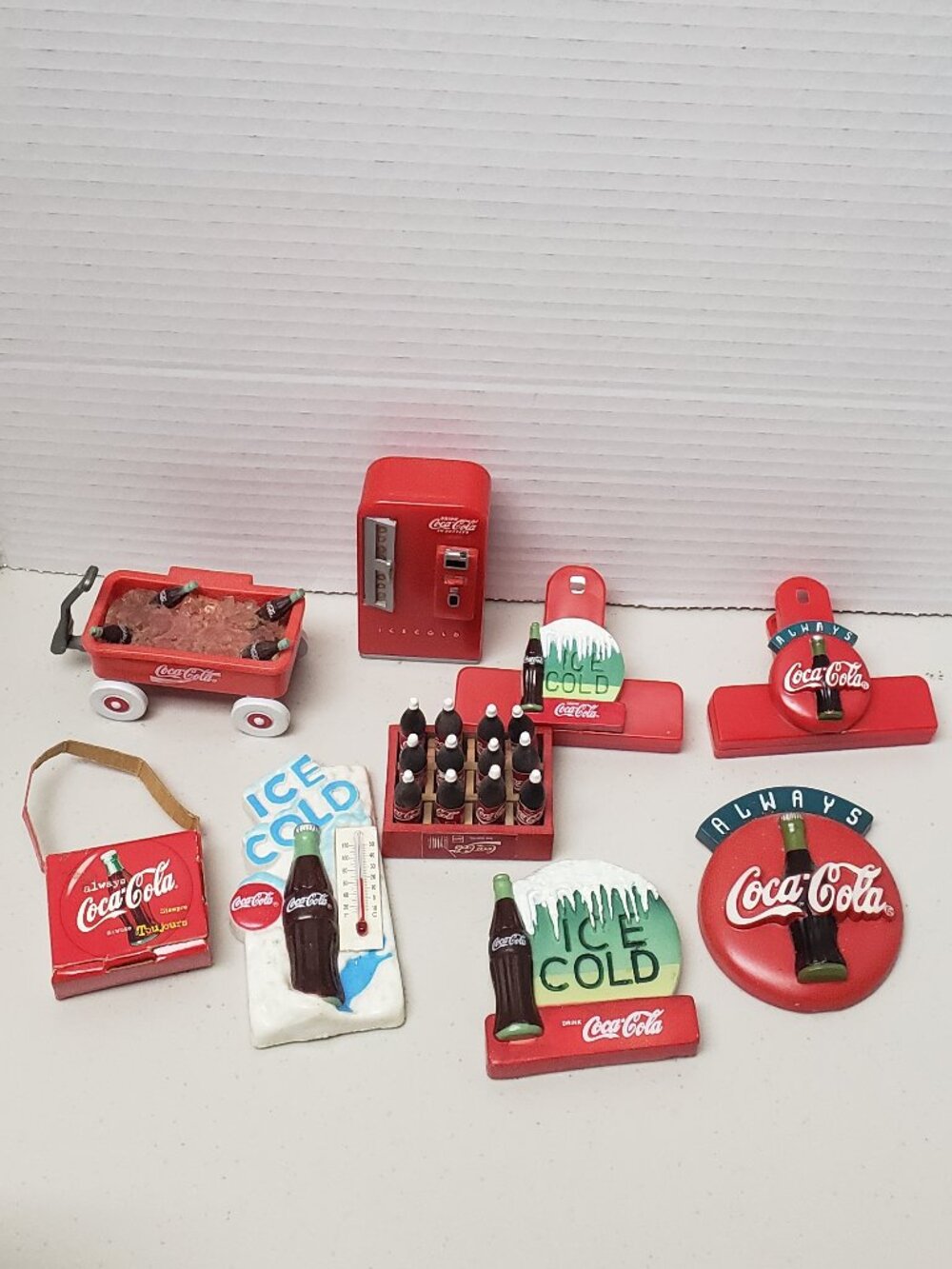 Coca Cola Bundle: Magnets, Clips etc